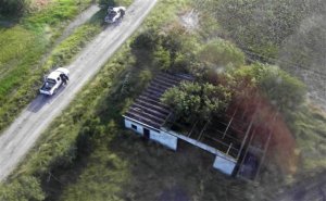 Vista aérea de la finca a las afueras de la localidad de San Fernando, Tamaulipas, donde se descubrieron los cadáveres de 72 inmigrantes asesinados en agosto de 2010.